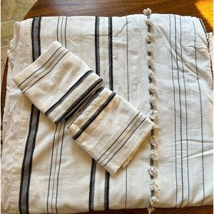 100% Cotton Boho Queen Duvet and (2) pillowcases